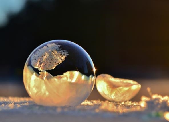 حباب-یخ-زده-2.jpg